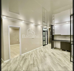 Квартира 2-комн 45 м² - Нико Пиросмани, Батуми