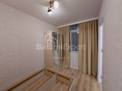 Квартира 2-комн 46 м² - Нико Пиросмани, Батуми