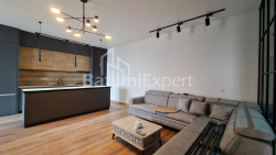 Квартира 3-комн 88 м² - Еквтиме Такаишвили, Батуми