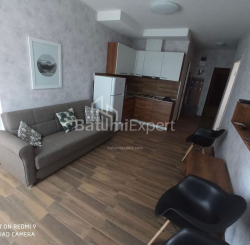 Квартира 2-комн 46 м² - Шерифа Химшиашвили, Батуми