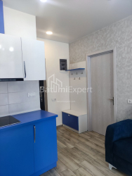 Квартира 2-комн 43 м² - Ангиса, Батуми