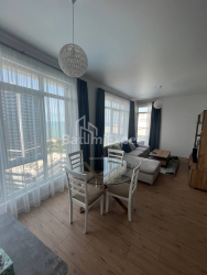 Квартира 3-комн 74.8 м² - Леха и Марии Качинских, Батуми