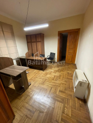 Частный дом 5-комн 100 м² - Петра Меликишвили, Батуми