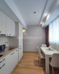 Квартира 51.7 м² - Селима Химшиашвили, Батуми, Грузия