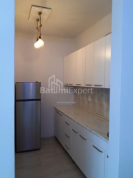 Квартира 2-комн 49 м² - Александра Грибоедова, Батуми