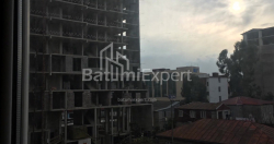 Квартира 3-комн 55 м² - Ладо Гудиашвили, Батуми